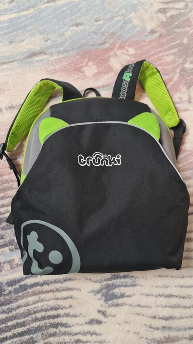 Vând rucsac înălțător mașina Trunki