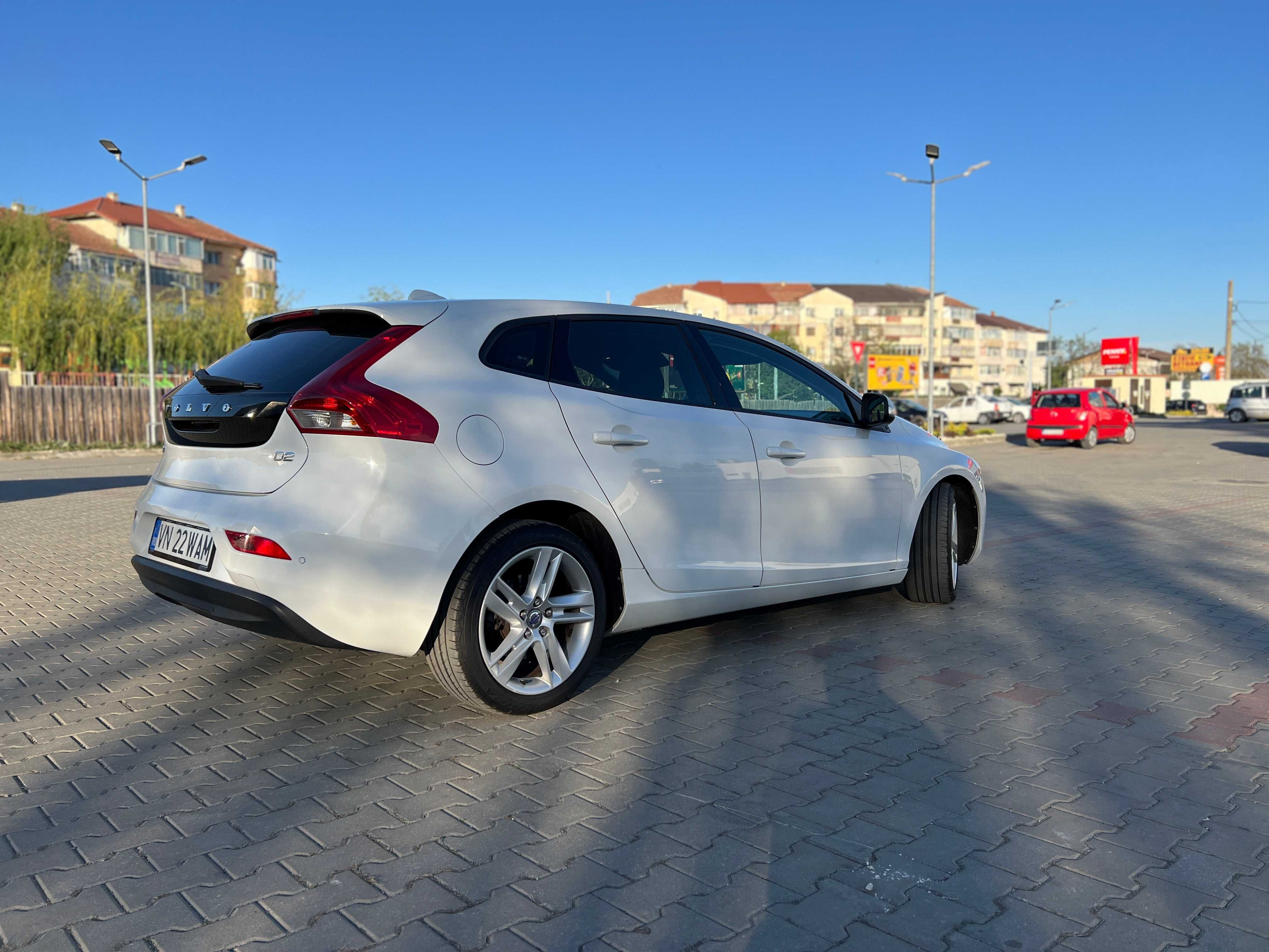 Volvo V40 1.6 D2 116 cp 2014