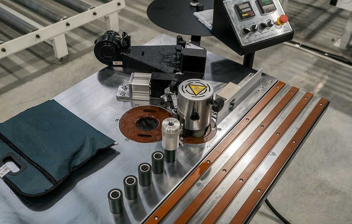 Кромкооблицовочный станок Nanxing MF50S