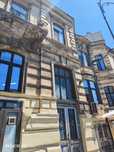 Firma construcții angajează muncitori calificați și necalificați