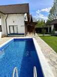 Cabana de inchiriat Baisoara piscina si jacuzzi Cabana Coliba 21 pers