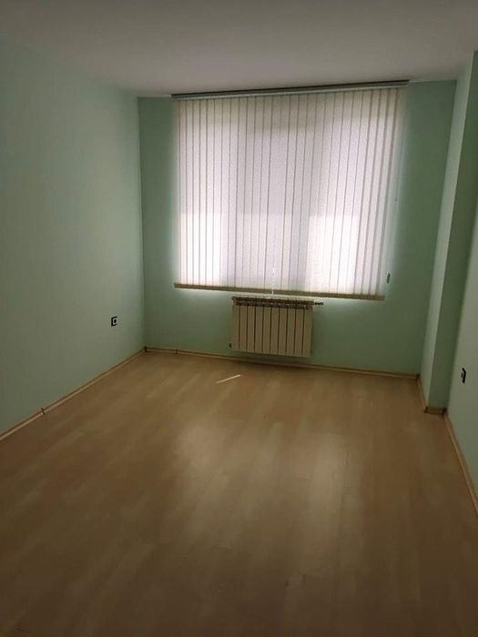 Дава се под наем Тристаен апартамент в Пловдив, Кършияка - 72 кв.м за 357 € - Снимка #3