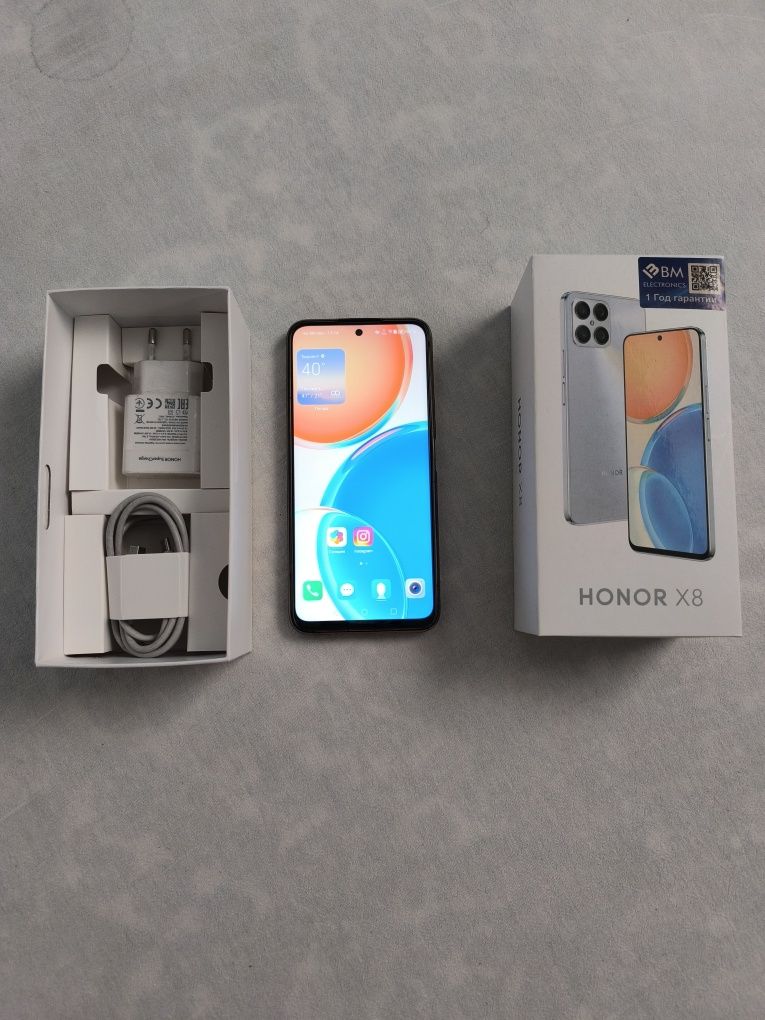 Rendmi note 9 8/128 Honor x8 6/128