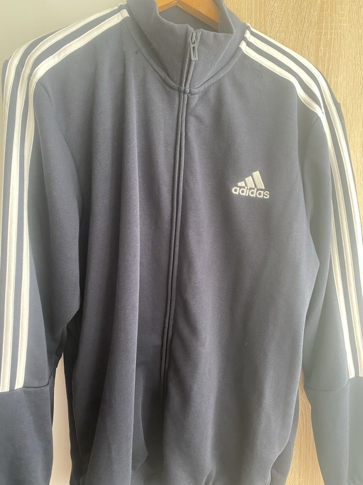 Горнище Adidas ползвано размер 46/48