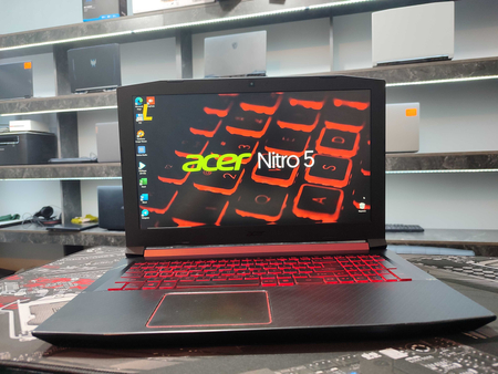 Мощный игравой ноутбук Acer Nitro 5 Intel Core i5-8300H