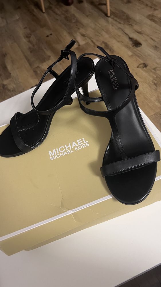 Sandale piele naturală Michael Kors