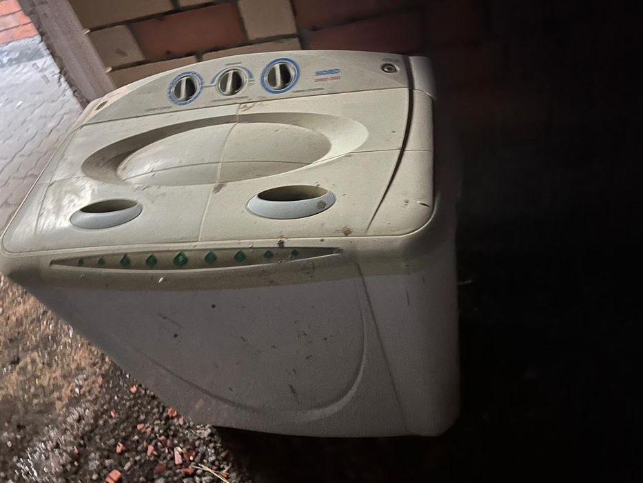 Продам стиральную машинку полуавтомат