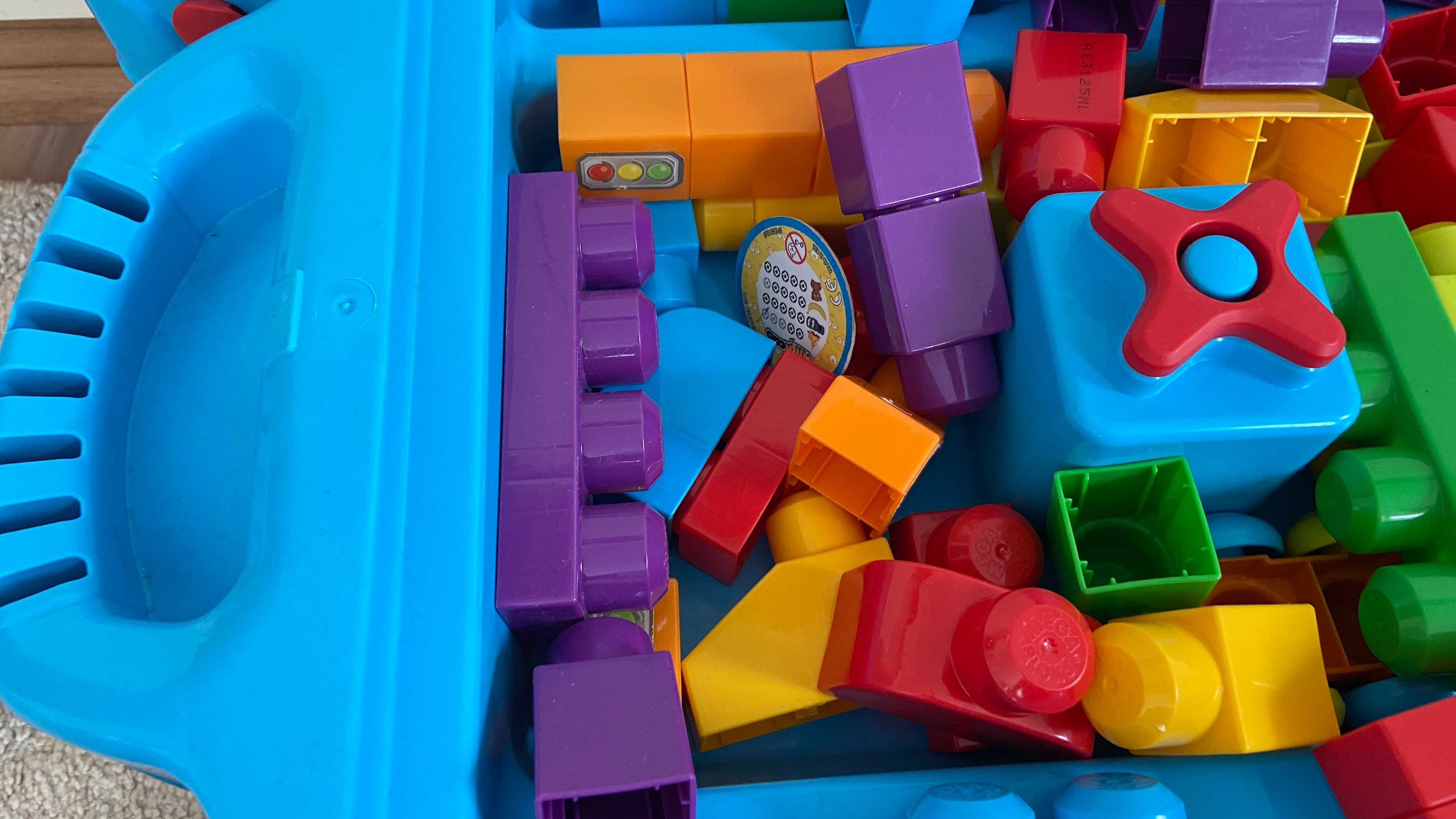 СЕТ Mega Bloks 2 вида - Детска маса + Влак с цифро (50+ части)