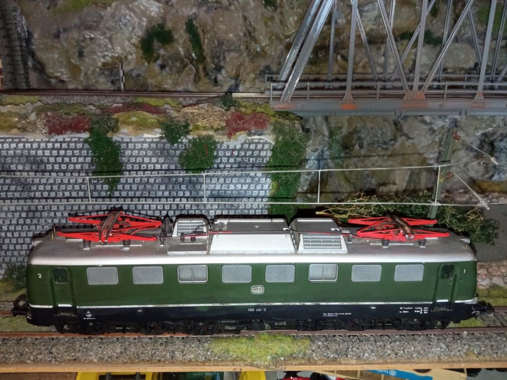 Locomotiva electrica BR150 ROCO trenuleț electric scara HO