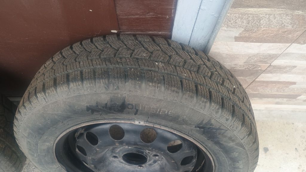 Зимни Гуми с джанти за Ford 14"