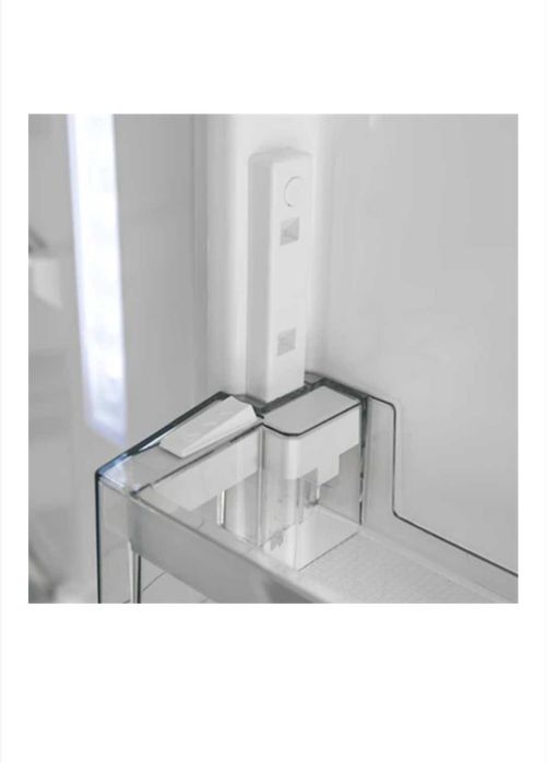 Vînd Frigider Sharp, aflat într-o stare excelentă!!!