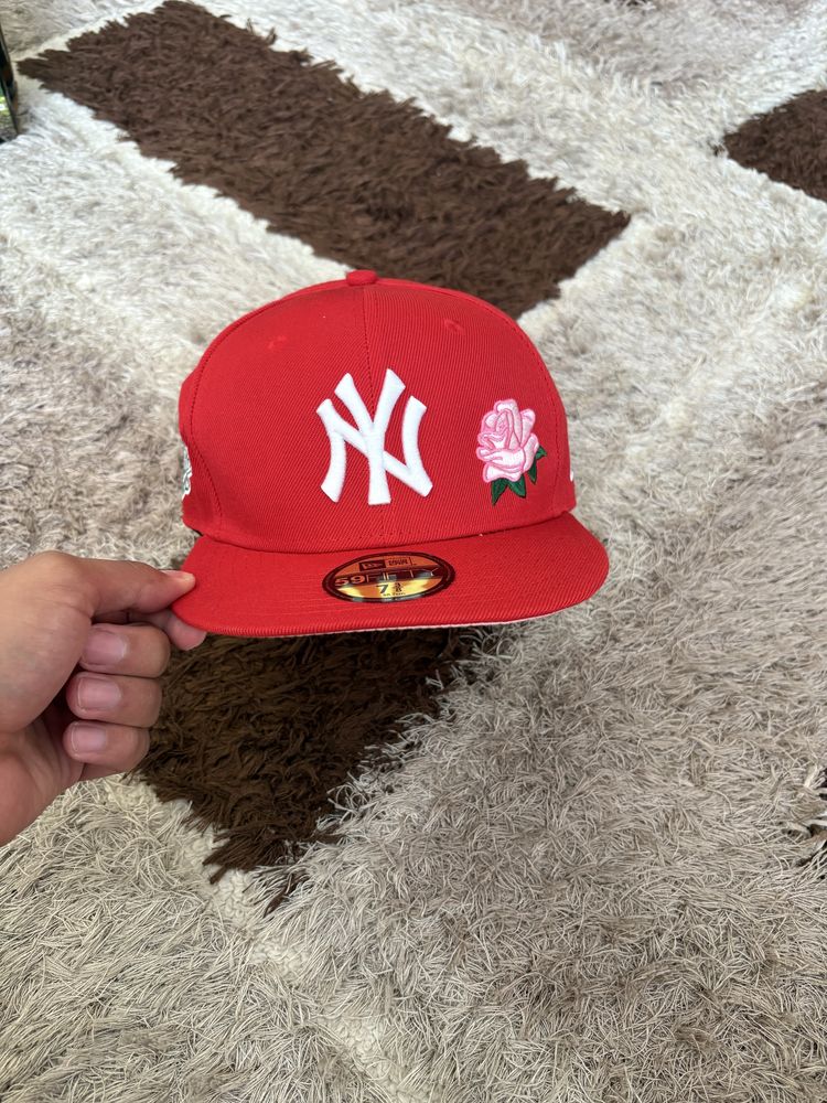 Sapca New Era Rosie