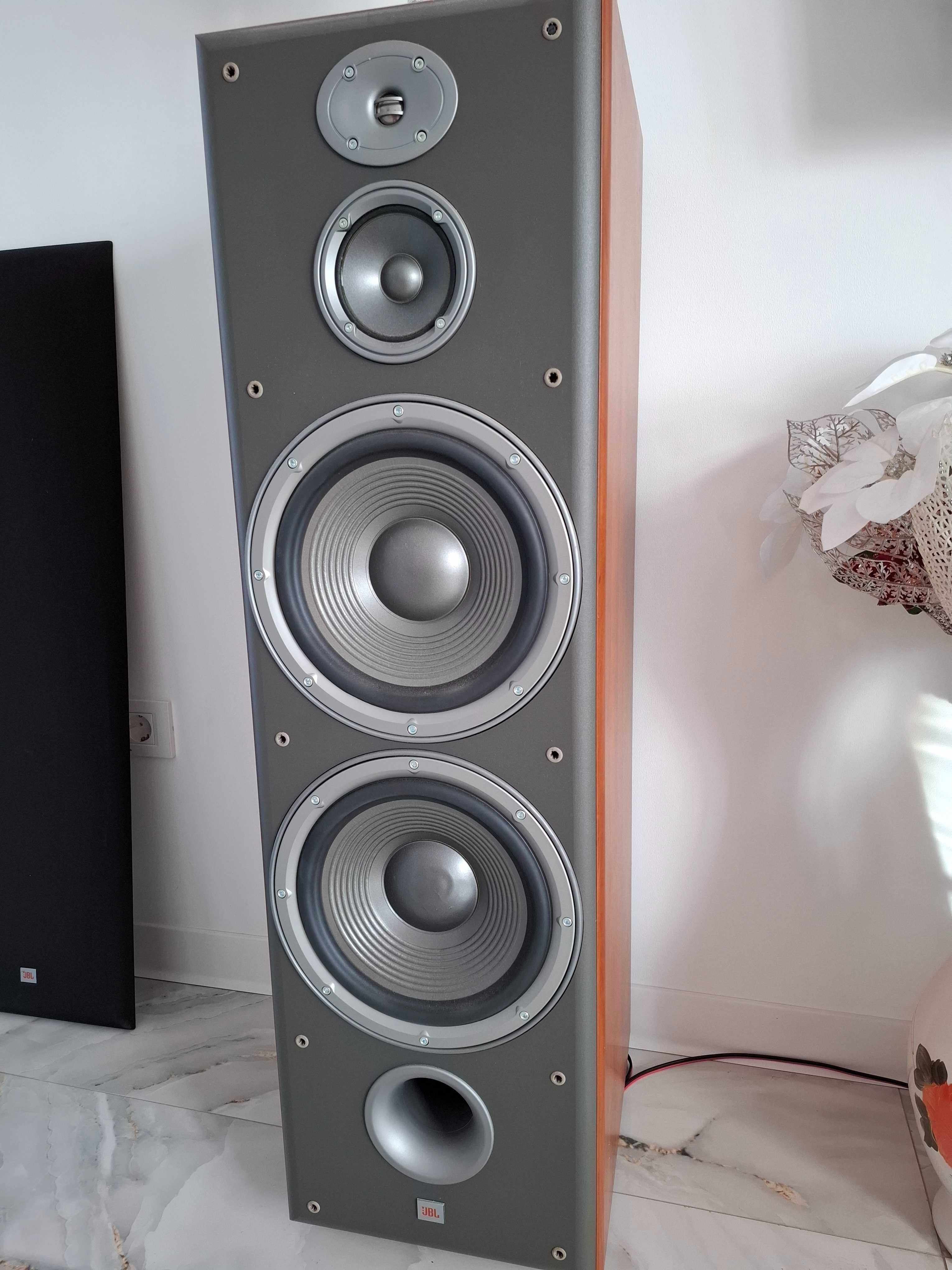 Amplificator  Wlliodor DS-9702 si Boxe JBL E100 de vanzare
