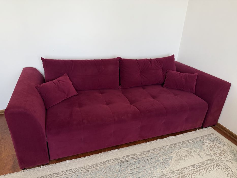 Диван в хорошем состоянии