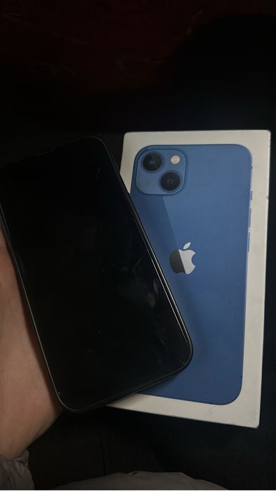 Срочно айфон 13 продам