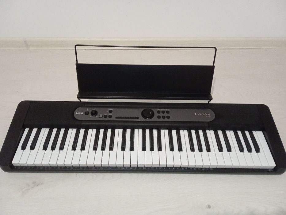 Синтезатор Casio LK-S450