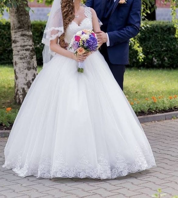 Rochie mireasa potrivita pentru S