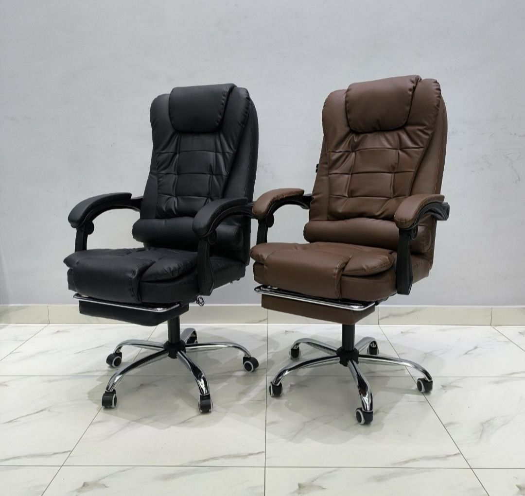 Офисное кресло для руководителя модель Мерс