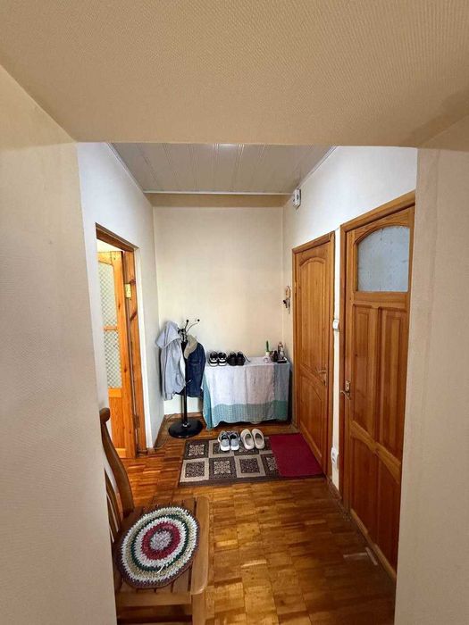 Дархан. Метро Хамида Алимджана 1 ком. квартира в Центре