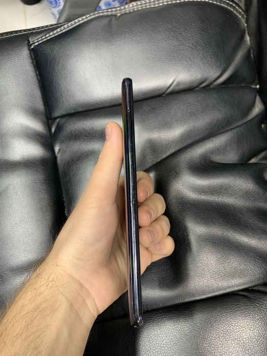 Продается Самсунг А70