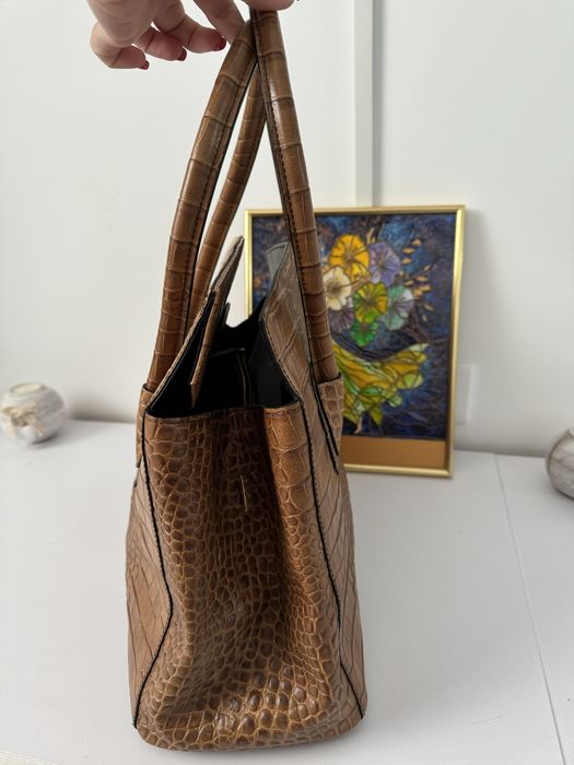Geanta piele Musette: dimensiuni 31-35 cm