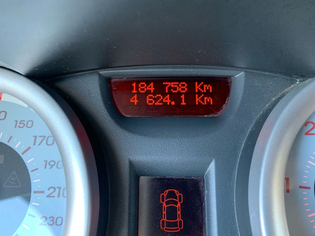 Renault Megane 2 | 1.5 dCi | 184.000 km | Revizii la zi