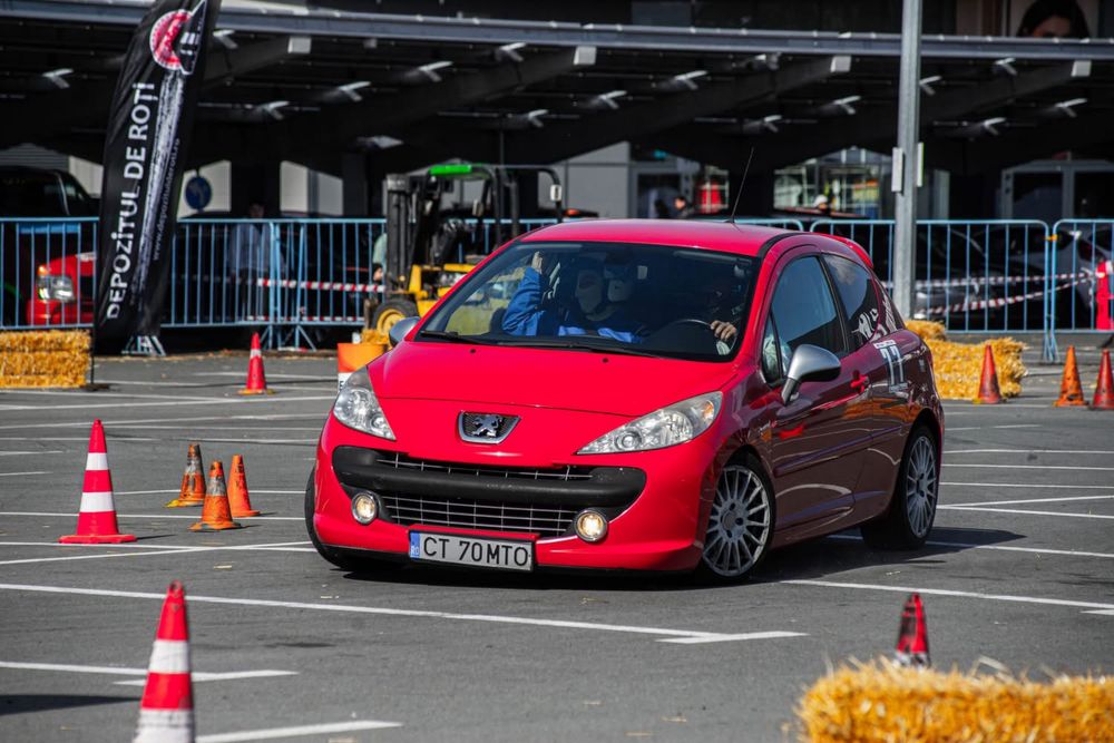 Peugeot 207 RC THP (174)