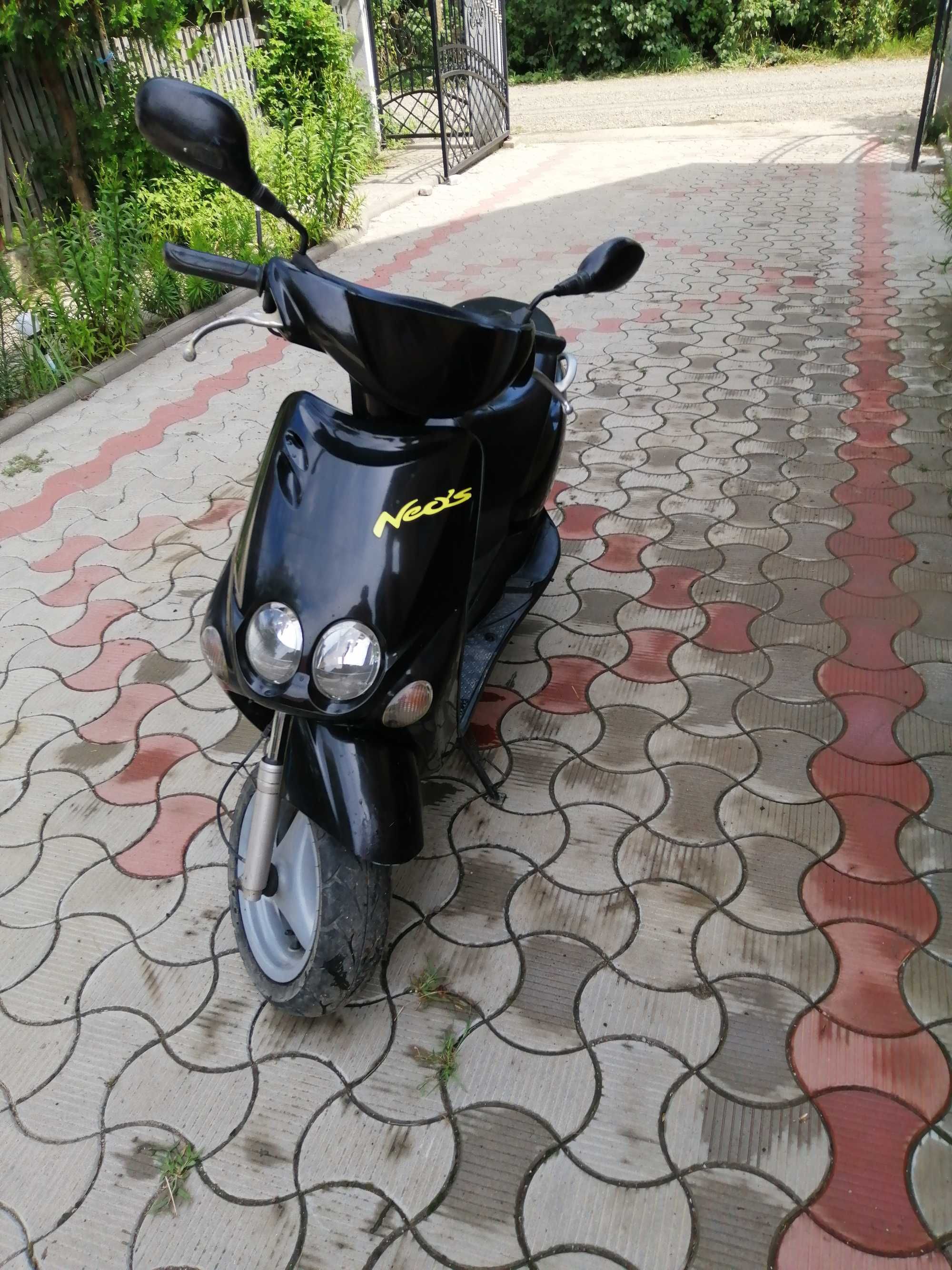 Scuter Yamaha Neo's 49cm