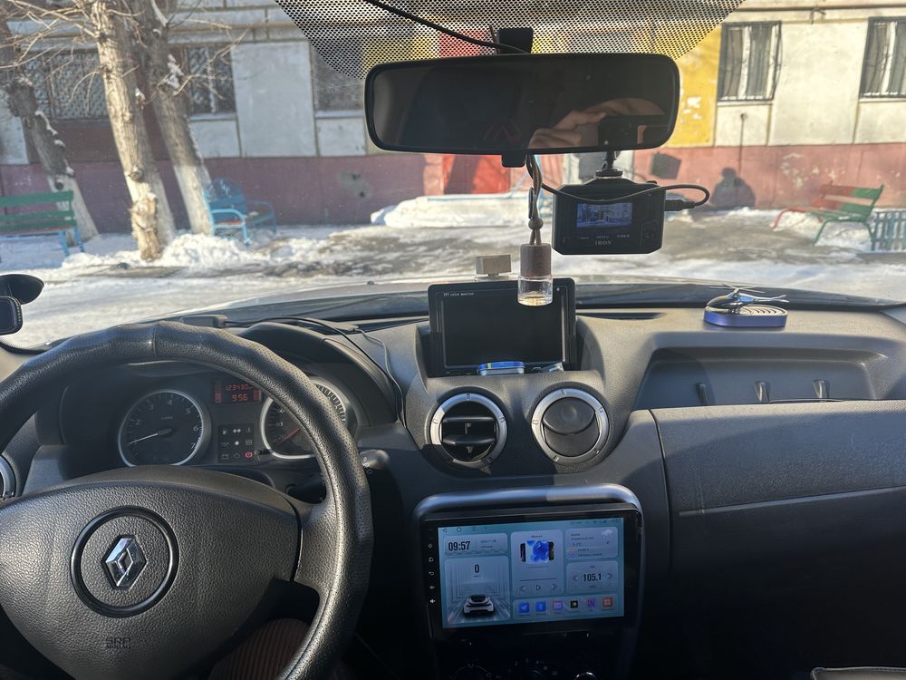 Продам Renault Duster 1 2.0 4x4