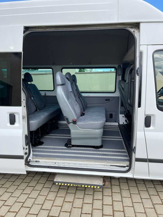 Ford Transit 2.2 Diesel 101 Cp 2013 Euro 5 cu 9 Locuri