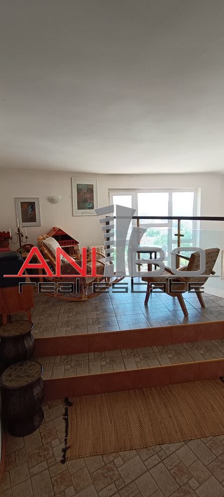 Продава се Къща в Годеч - 300 кв.м за 1217 €/кв.м - Снимка #10