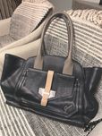 Дамска чанта Guess