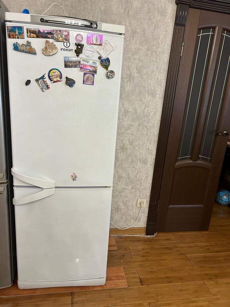 Продается холодильник