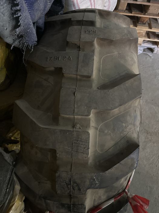 Шина 17,5-24 погрузчик