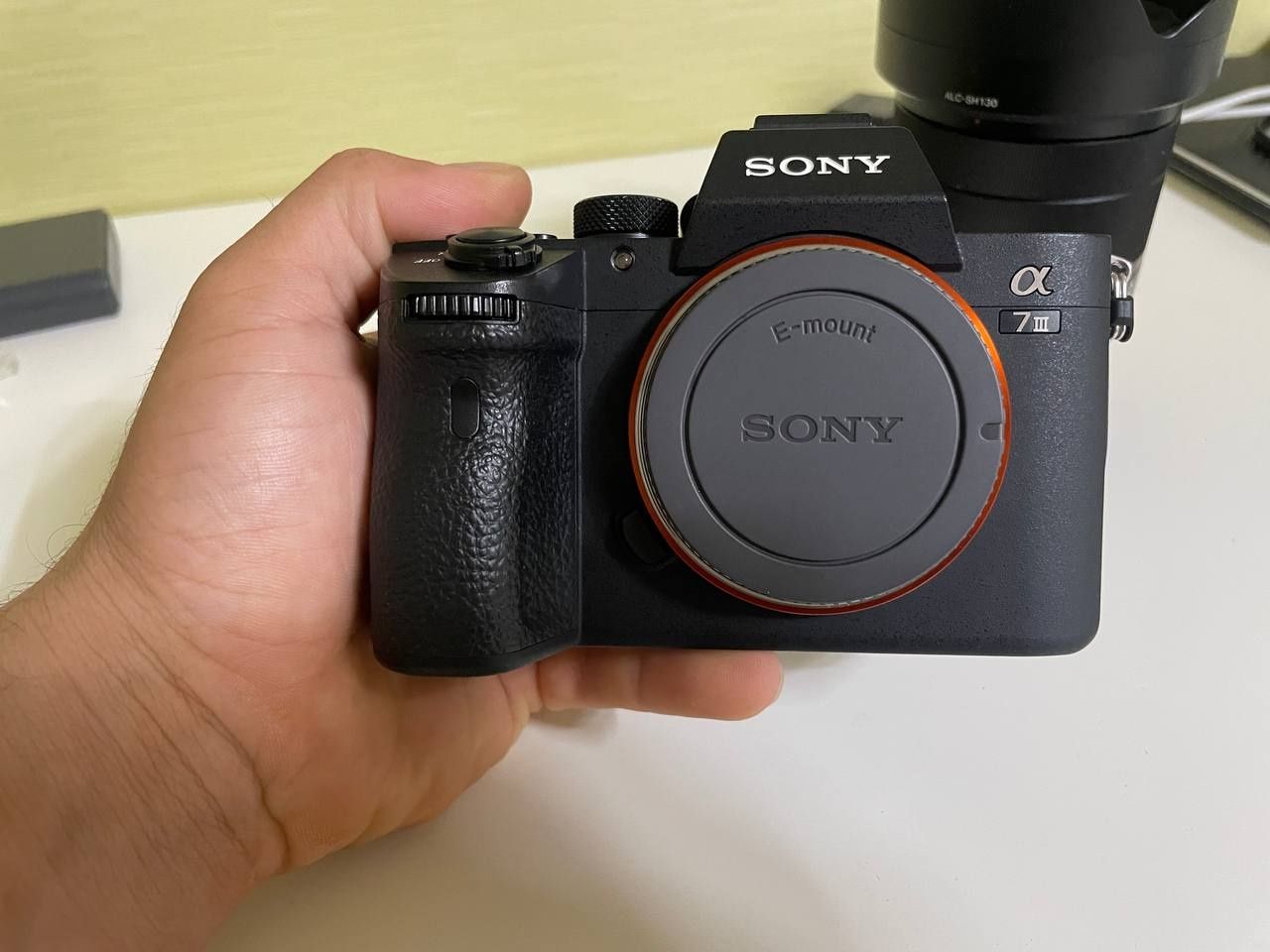 Sony a7 iii sotiladi.