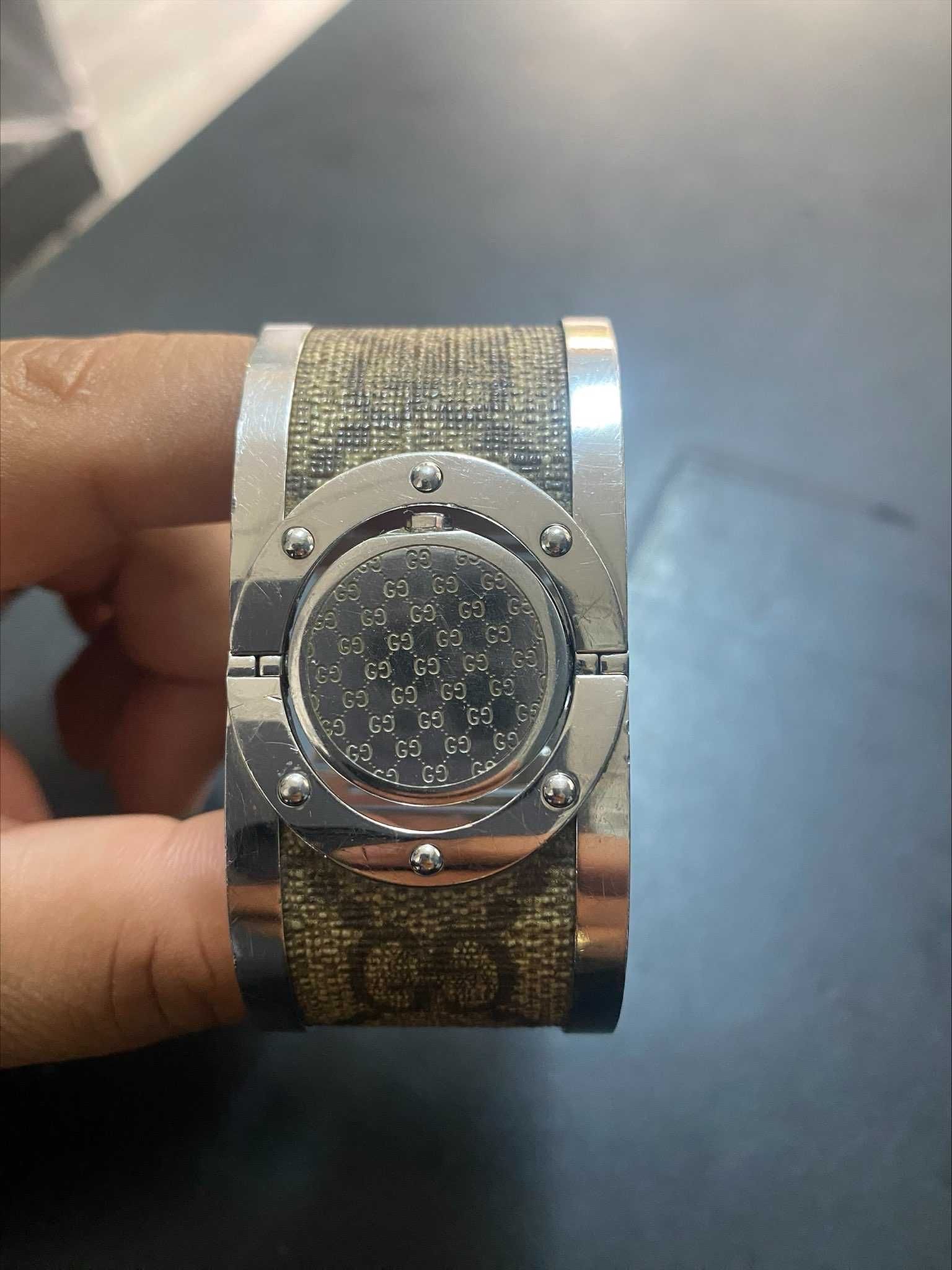 Часовник gucci watch 112