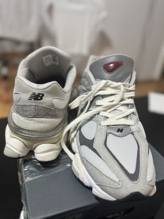 Vand new balance 9060