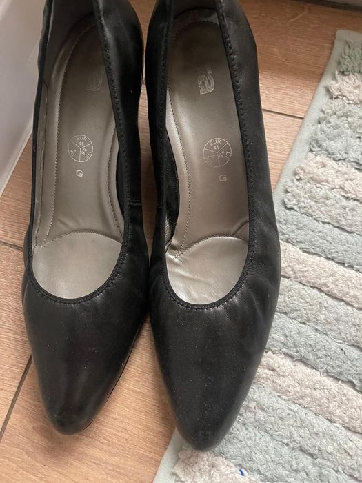 Женские, красивые, кожаные туфли