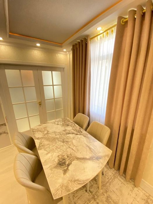 Срочна продаётся квартира метро новза 5-квартил