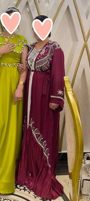 Abaya va vechirni kuylak sotiladi