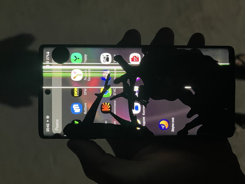 Samsung note 10 ishlaydi ekran ketgan