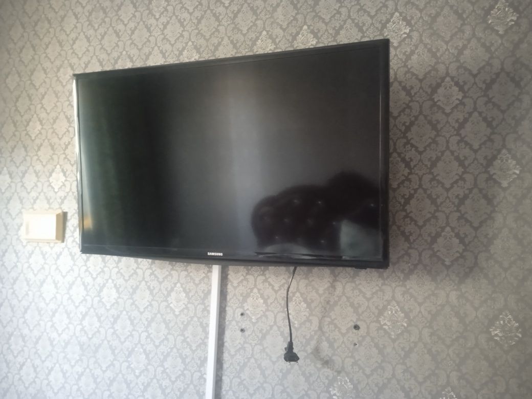 Samsung 32 продаются