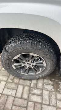 Продаю Шины 265/65 R17