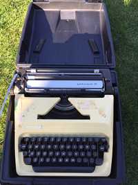 Mașina de scris ADLER Gabriele 25
