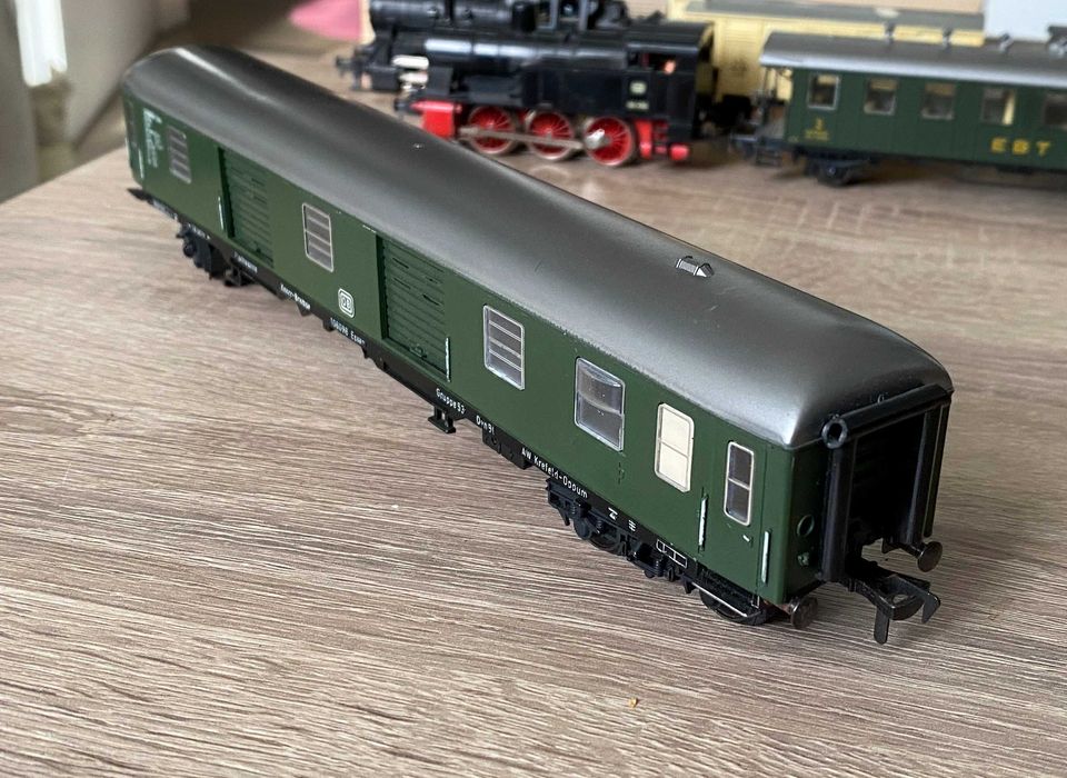 Vagon bagaje pentru tren expres DB Fleischmann H0 1504 H0 germania