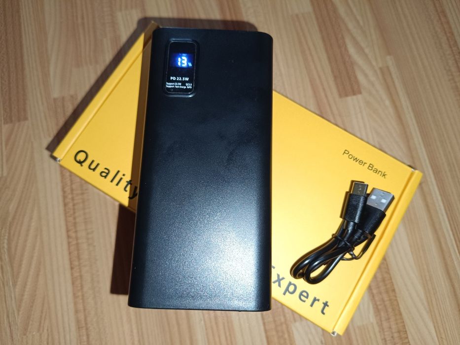 Baterie externa 50000 mAh