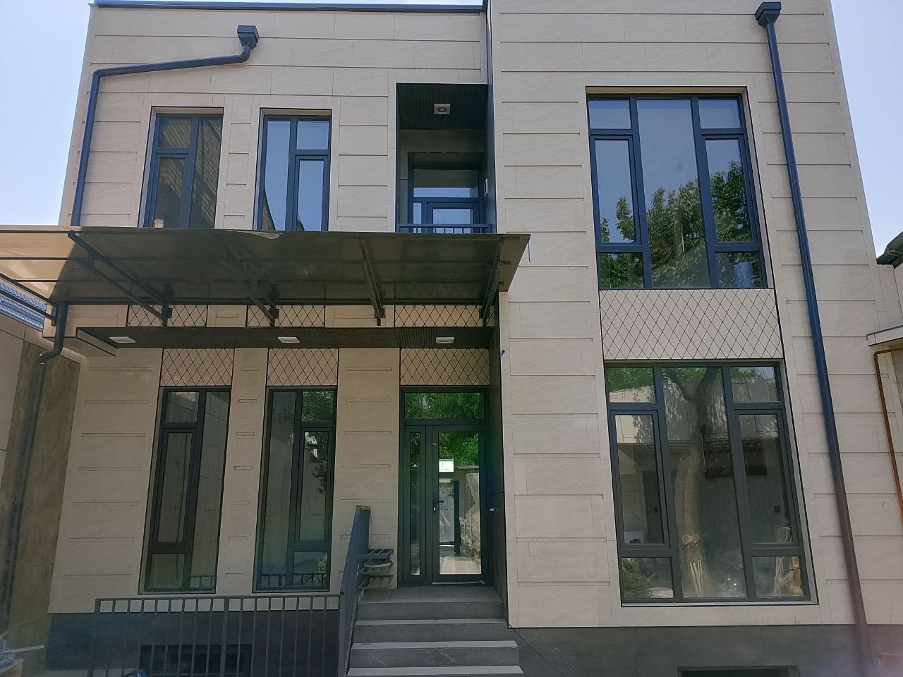 Продаётся срочно!!!евро дом хайтек