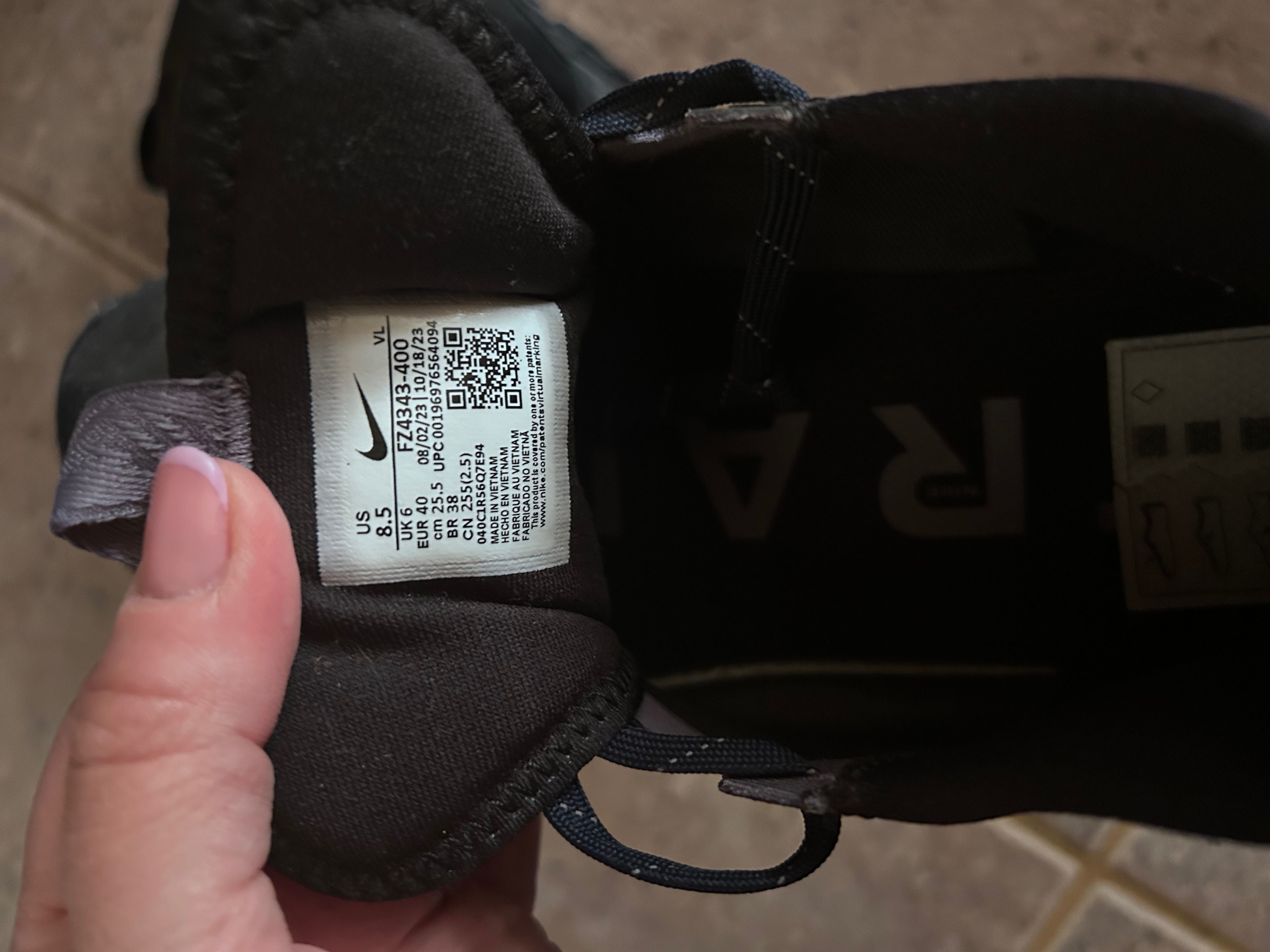 Дамски маратонки Nike goretex