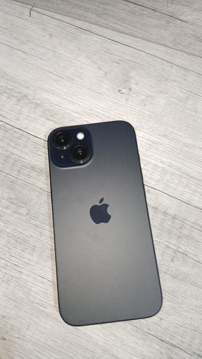 Vand urgent Iphone 15 Black 128 GB