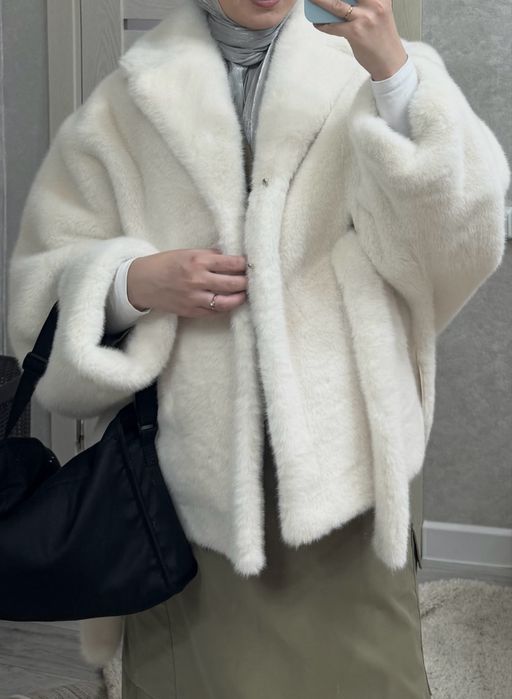 Продам эко шуба белый